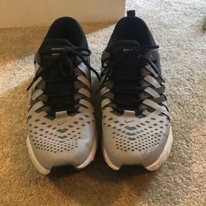 Nike Mens Fingertrap Max Tennis Shoes